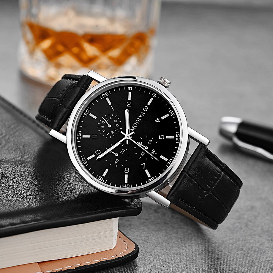 Men Casual Quartz Watch